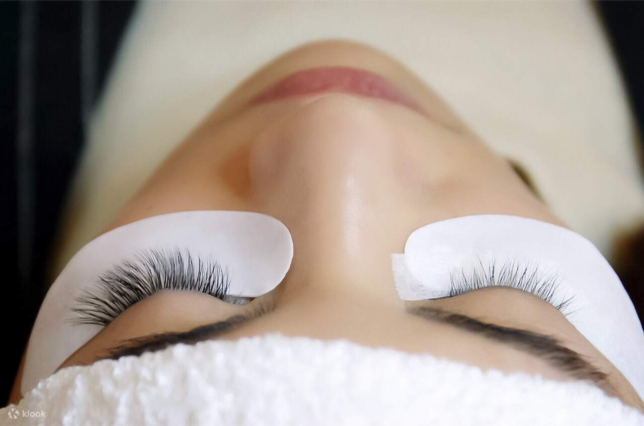 Eyelash Extension